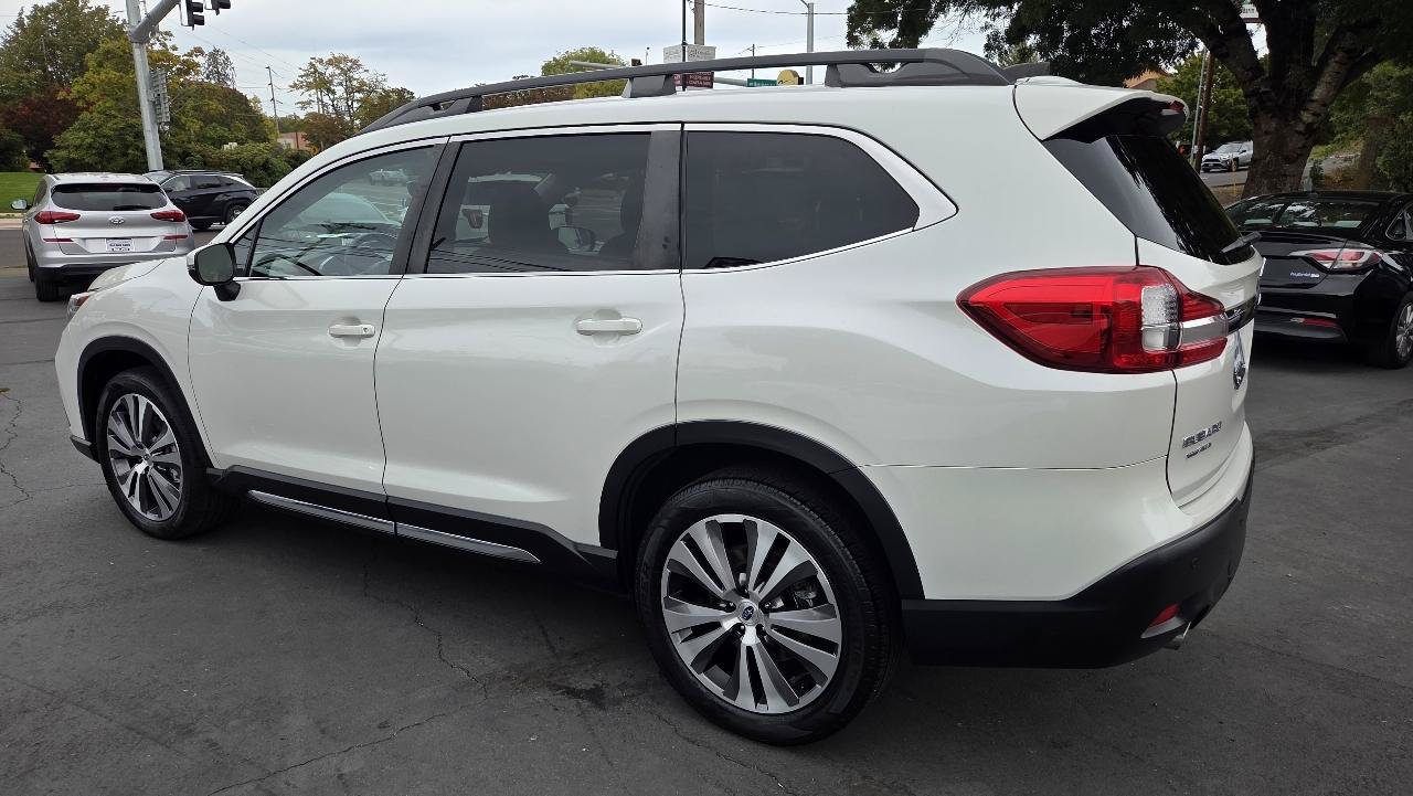 Used 2022 Subaru Ascent Limited AWD/4WD image 12