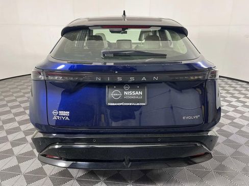 Used 2023 Nissan Ariya FWD image 5