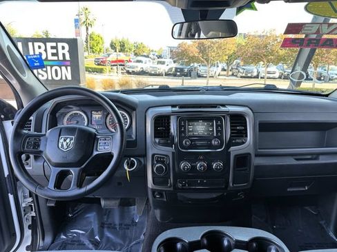 Used 2017 RAM 1500 Express w/ Express Value Package RWD image 17