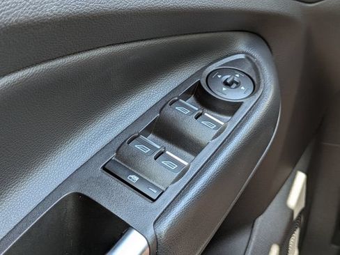 Used 2019 Ford Escape SE FWD image 24