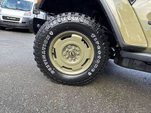 New 2026 Jeep Gladiator Sport image 28