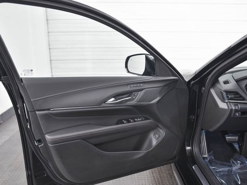 Used 2025 Cadillac CT4 Sport image 9