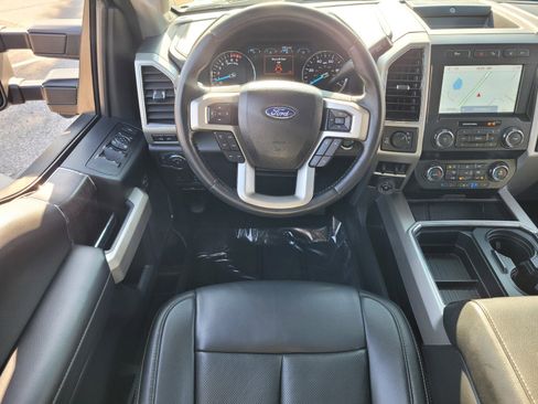 Used 2021 Ford F250 Lariat image 12