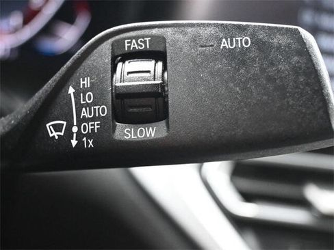 Used 2019 BMW 330i Sedan w/ Convenience Package image 27