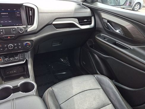 Used 2020 GMC Terrain SLT w/ Preferred Package FWD image 17