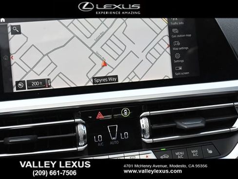 Used 2020 BMW 330i Sedan w/ M Sport Package RWD image 8