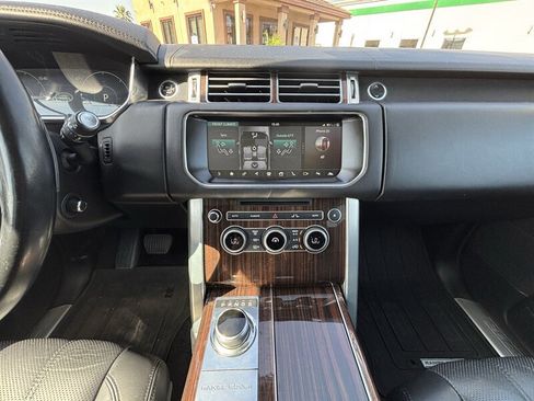 Used 2017 Land Rover Range Rover HSE AWD/4WD image 23