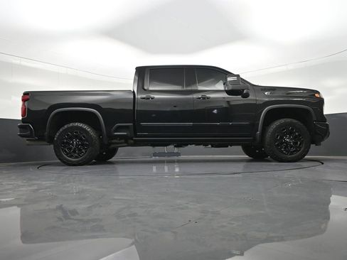 Used 2024 Chevrolet Silverado 2500 High Country w/ Midnight Edition AWD/4WD image 35