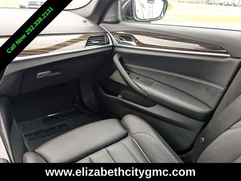 Used 2023 BMW 530i xDrive w/ Premium Package image 17