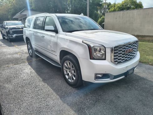 Used 2019 GMC Yukon XL Denali w/ Open Road Package RWD image 1