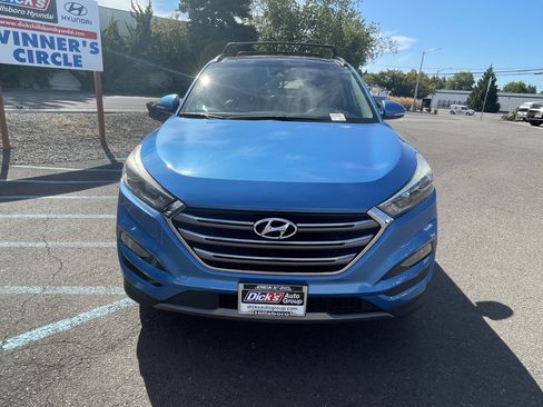 Used 2016 Hyundai Tucson Limited w/ Option Group 03 AWD/4WD image 8