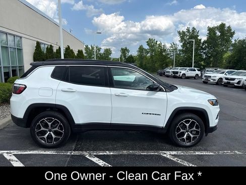 Used 2025 Jeep Compass Limited w/ Sun & Sound Group AWD/4WD image 3