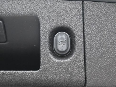 Used 2017 Chevrolet Tahoe LT w/ LT Signature Package image 37