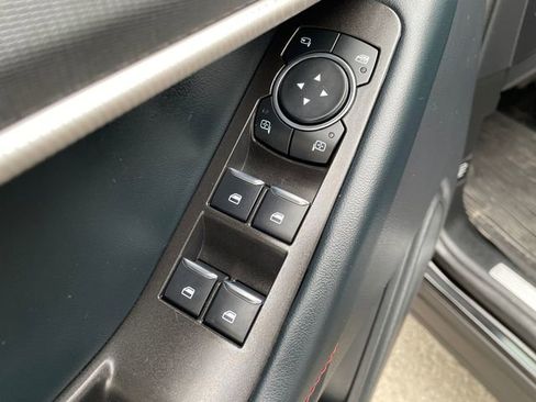 Used 2025 Ford Explorer ST-Line w/ ST-Line Street Pack image 27