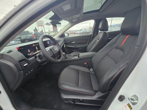 New 2026 Nissan Sentra SR w/ SR Premium Package image 22