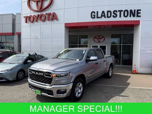 Used 2025 RAM 1500 Big Horn AWD/4WD image 1