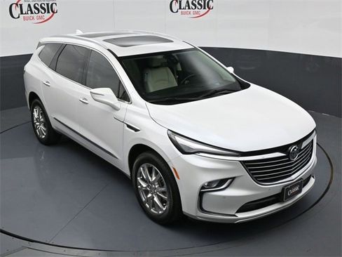 Used 2023 Buick Enclave Premium w/ Experience Buick Package image 19