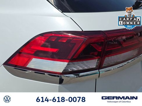 Certified 2024 Volkswagen Atlas Cross Sport SEL AWD/4WD image 19