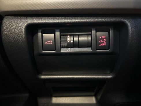 Used 2025 Subaru Forester Limited image 87