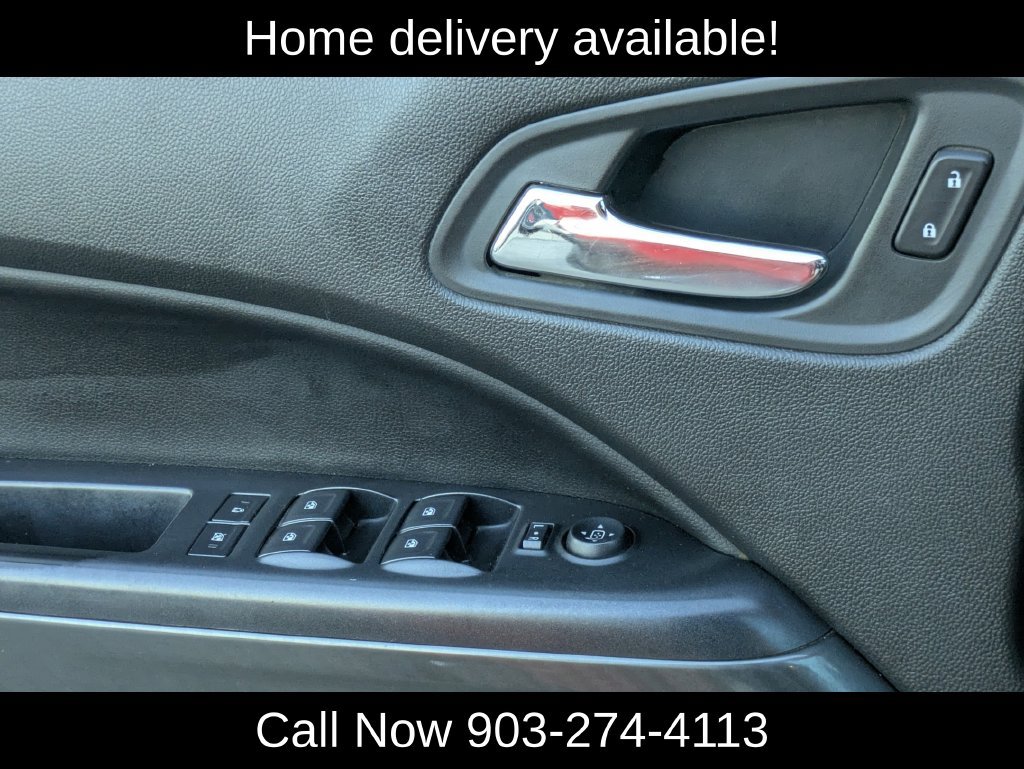 Used 2015 GMC Canyon SLE w/ All-Terrain Package AWD/4WD image 28