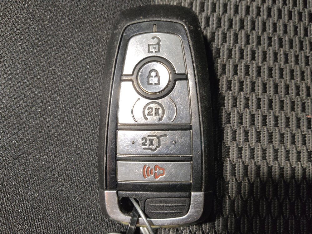 Used 2019 Ford Explorer XLT w/ Equipment Group 201A FWD image 32