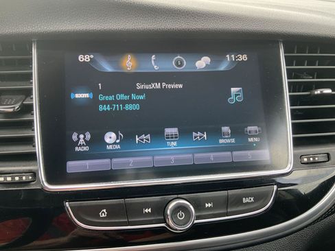 Used 2020 Buick Encore Preferred FWD image 30