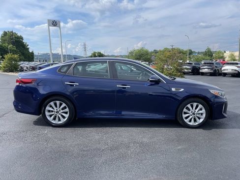 Used 2018 Kia Optima S FWD image 4