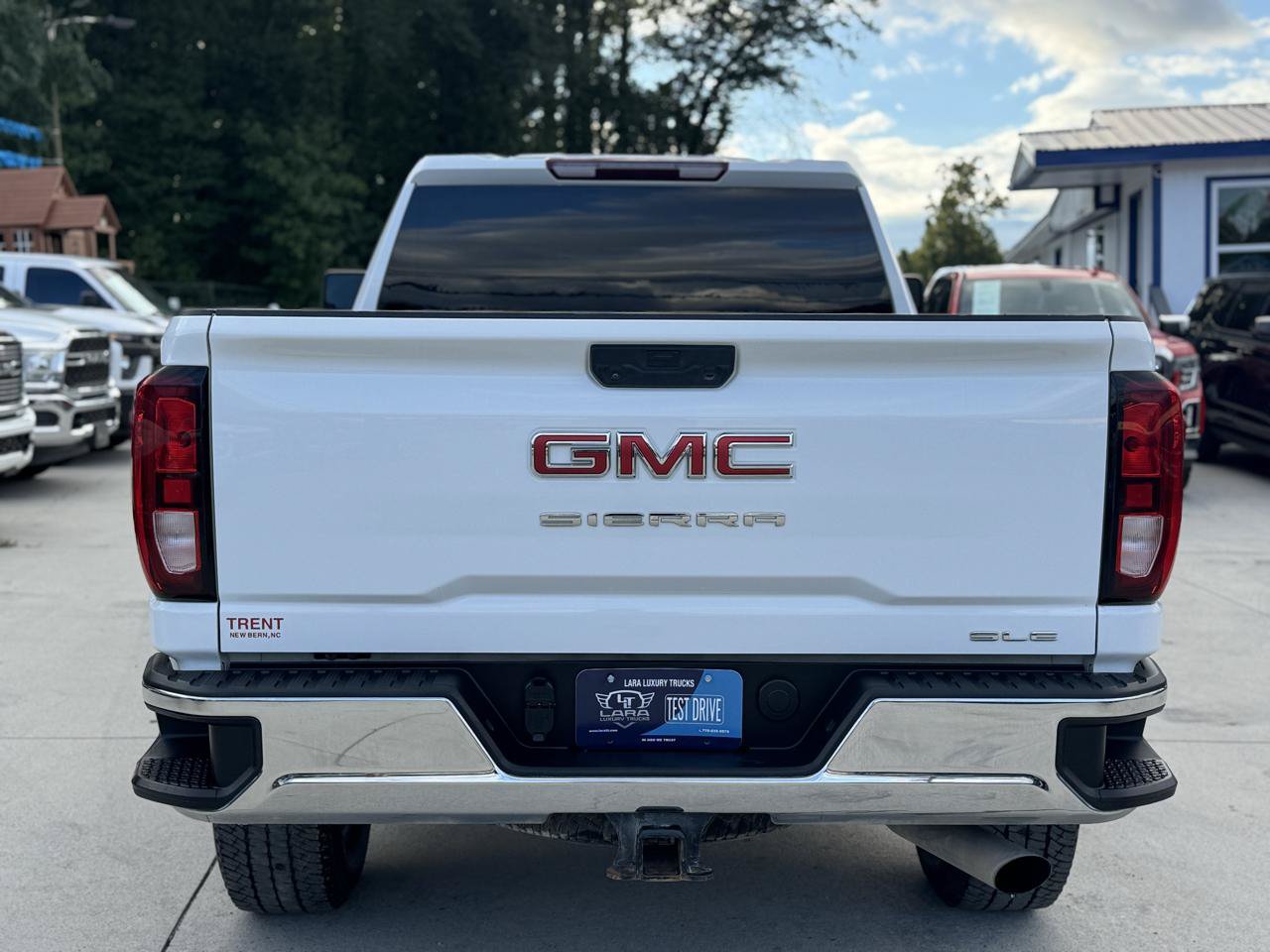Used 2024 GMC Sierra 2500 SLE w/ SLE Value Package; AWD/4WD image 6