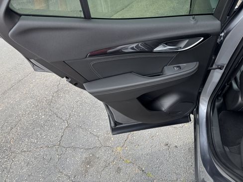 Used 2022 Buick Envision Essence w/ Technology Package I FWD image 28