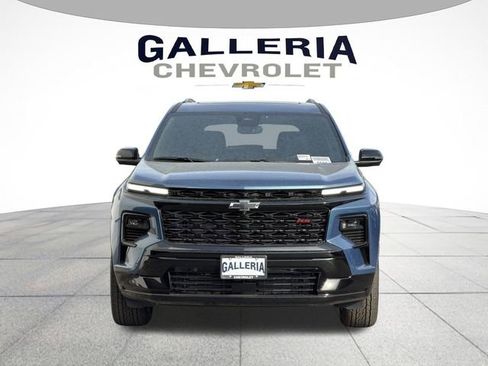 New 2026 Chevrolet Traverse RS w/ LPO, Floor Liner Package FWD image 3