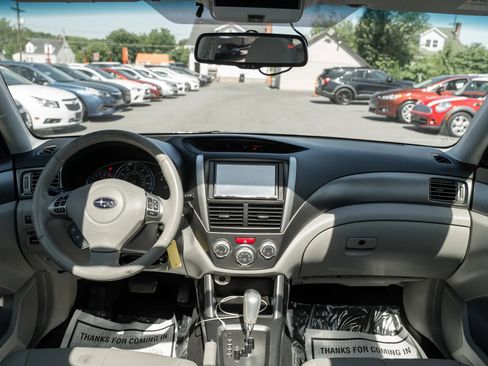 Used 2012 Subaru Forester 2.5X Limited AWD/4WD image 13