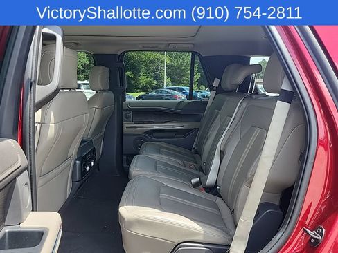 Used 2019 Ford Expedition Limited w/ Equipment Group 302A AWD/4WD image 24