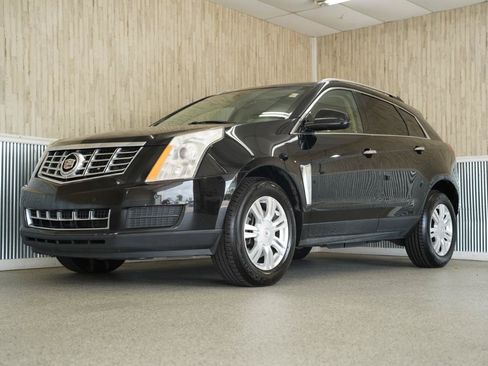 Used 2015 Cadillac SRX Luxury FWD image 4