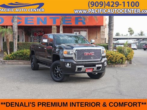Used 2016 GMC Sierra 2500 Denali w/ Duramax Plus Package AWD/4WD image 1