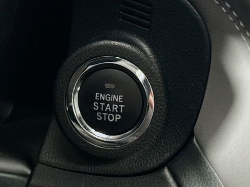 Certified 2025 Subaru Outback Onyx Edition AWD/4WD image 19