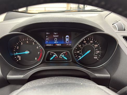 Used 2019 Ford Escape Titanium FWD image 3