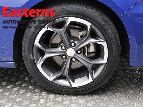 Used 2023 Chevrolet Malibu LT FWD image 30