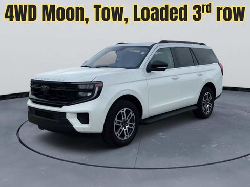 Used 2025 Ford Expedition Active AWD/4WD image 1