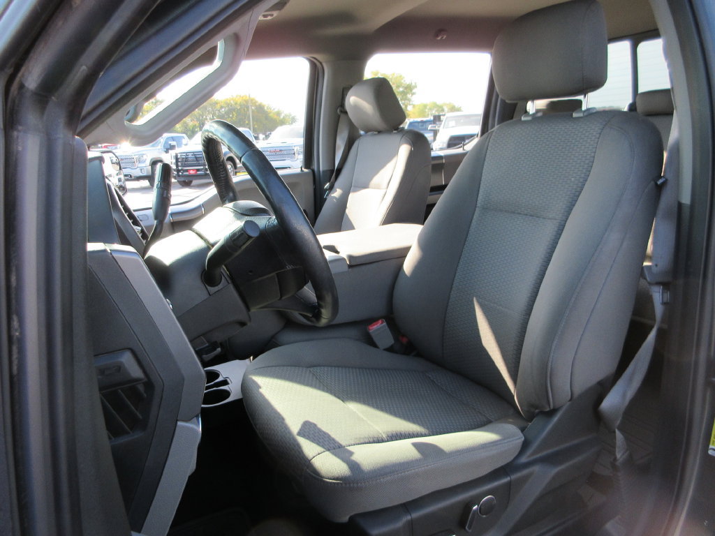 Used 2018 Ford F150 XLT w/ Equipment Group 302A Luxury AWD/4WD image 17