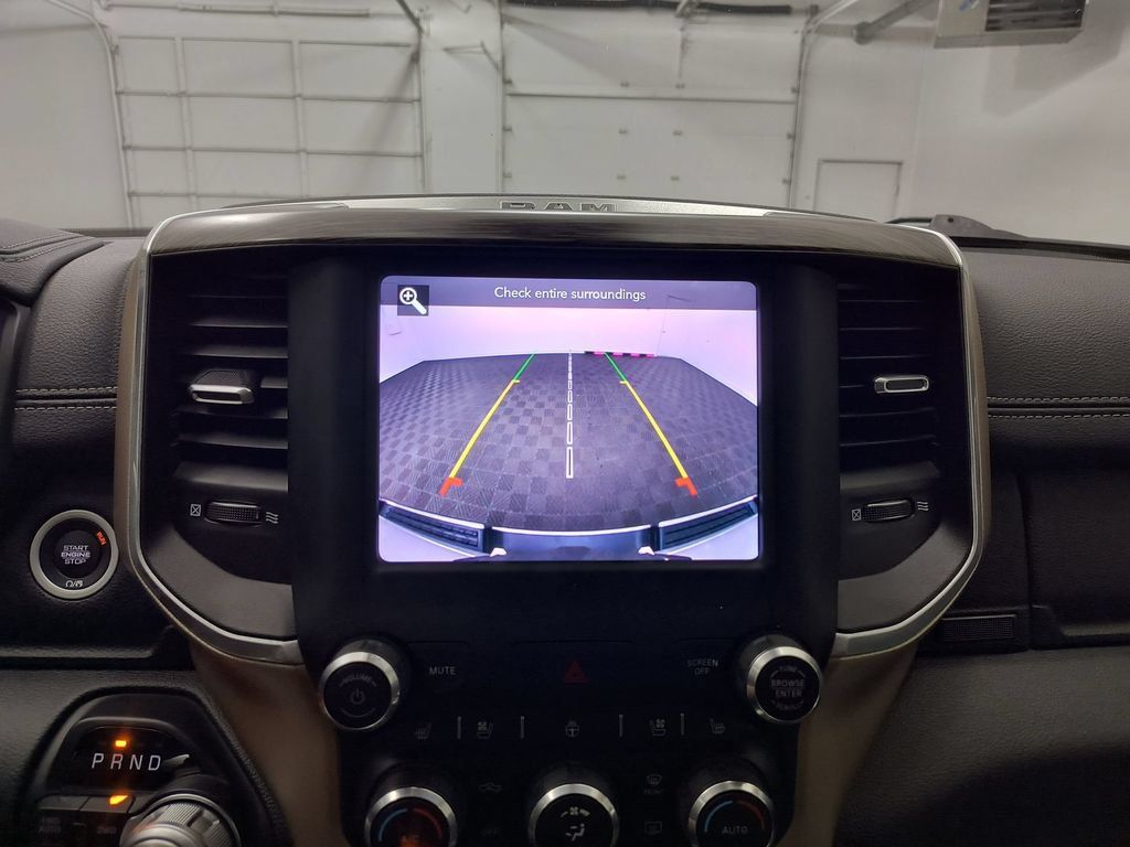 Used 2020 RAM 1500 Laramie w/ Off Road Group AWD/4WD image 18
