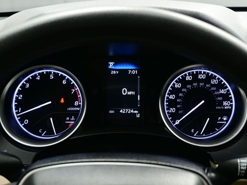 Used 2021 Toyota Camry LE FWD image 22
