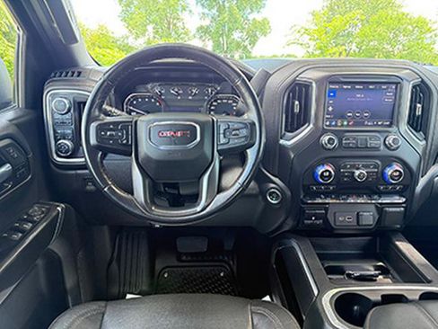 Used 2022 GMC Sierra 1500 AT4 AWD/4WD image 12