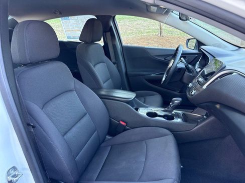 Used 2024 Chevrolet Malibu LT FWD image 42