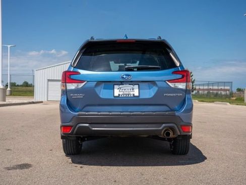 Used 2022 Subaru Forester Limited w/ Popular Package #3 AWD/4WD image 5