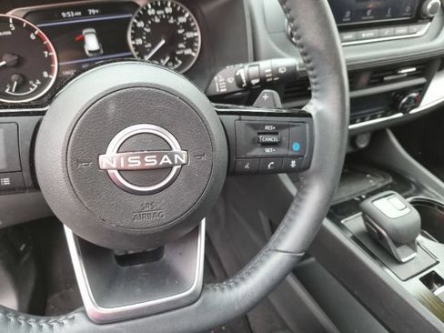 Used 2023 Nissan Rogue SV w/ SV Premium B Package AWD/4WD image 19