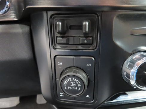 Used 2024 Ford F250 Lariat w/ Lariat Ultimate Package image 69