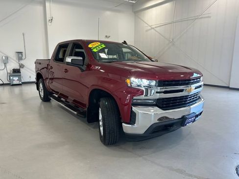 Used 2019 Chevrolet Silverado 1500 LT w/ All-Star Edition AWD/4WD image 3