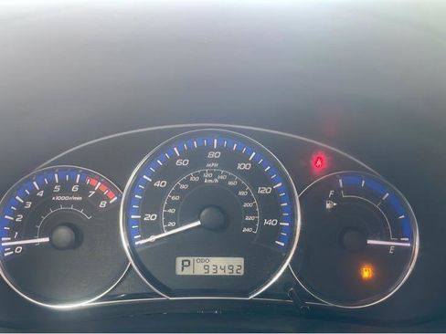 Used 2012 Subaru Forester 2.5X Limited AWD/4WD image 18