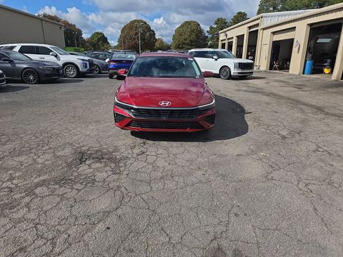 New 2026 Hyundai Elantra Blue image 10