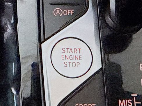 Used 2023 BMW X3 sDrive30i w/ M Sport Package image 21